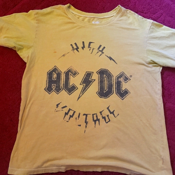 Oversized Yellow ACDC shirt - Picture 2 of 2